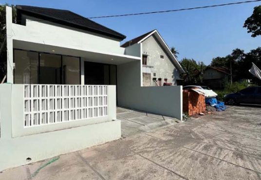 Rumah Cantik Limasan Modern di Karangjati Tamantirto dekat Kampus UMY
