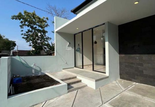 Rumah Cantik Limasan Modern di Karangjati Tamantirto dekat Kampus UMY