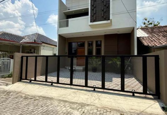 Rumah Mewah 2 Lantai Modern Istimewa di Condong Catur dekat Pakuwon Mall