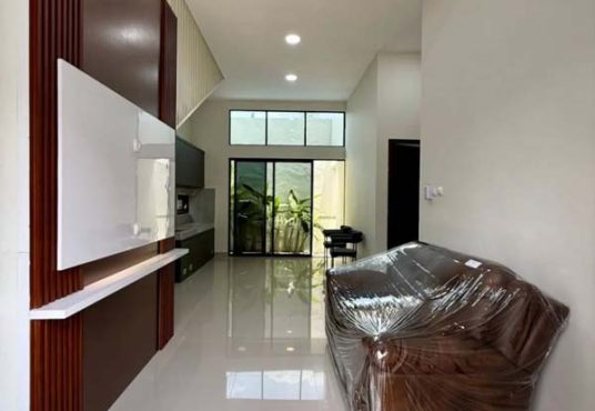 Rumah Mewah 2 Lantai Modern Istimewa di Condong Catur dekat Pakuwon Mall