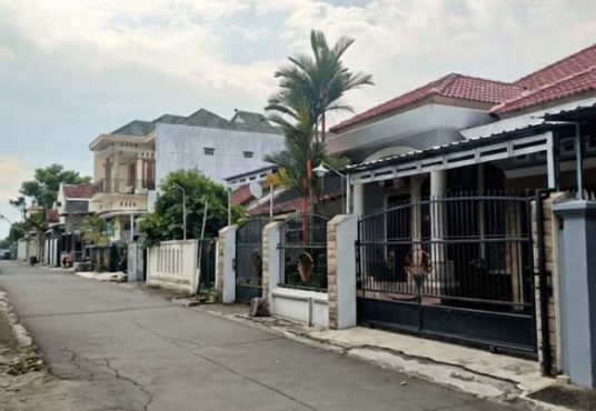 Rumah Luas strategis di kompleks Perumahan Ambarukmo Plaza Hotel Seturan