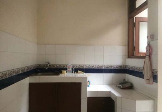 Rumah Luas strategis di kompleks Perumahan Ambarukmo Plaza Hotel Seturan