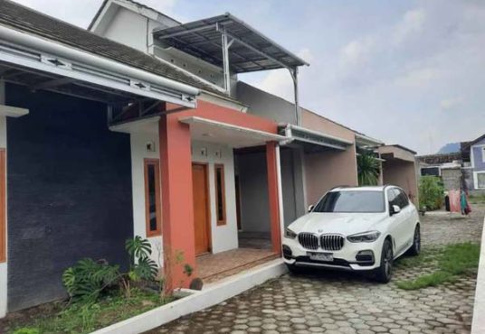 Rumah 2 Lantai Siap Huni Jalan Wonosari View Pegunungan Bukit Bintang