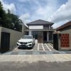 Rumah Limasan Tropis Modern dengan Tanah Luas di Jakal Km 10