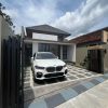 Rumah Limasan Tropis Modern dengan Tanah Luas di Jakal Km 10