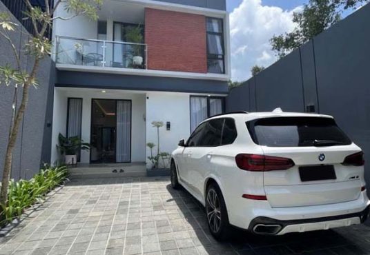 Lavanya Jogja - Rumah Modern 2 Lantai Kontemporer Dekat Kampus UII