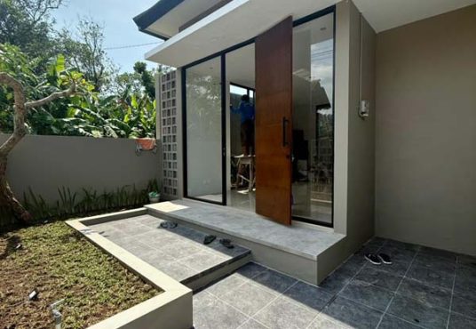 Rumah Baru Limasan Modern Utara Pasar Godean