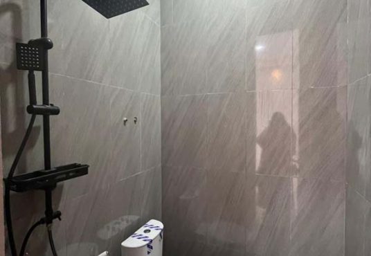 Rumah Mewah Siap Huni Modern Kekinian Tata Ruang Lega Strategis Dekat Kampus UII