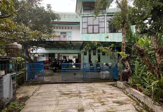 Dijual Rumah Luas dengan Kolam Renang Umum Cocok untuk Villa Hunian & Investasi Liburan