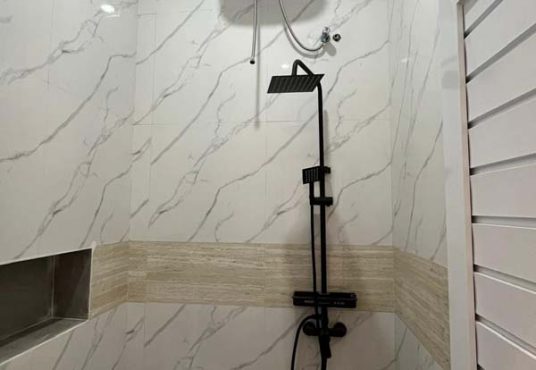 Rumah Limasan Modern Tata Ruang Lega di Jangkang Jakal km 13