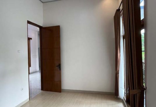 Rumah Limasan Modern Tata Ruang Lega di Jangkang Jakal km 13