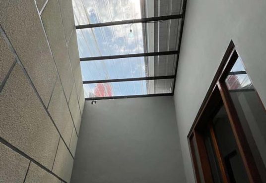 Rumah Limasan Modern Tata Ruang Lega di Jangkang Jakal km 13