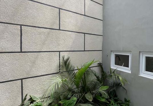 Rumah Limasan Modern Tata Ruang Lega di Jangkang Jakal km 13