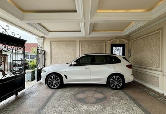 Villa dekat Tugu Jogja