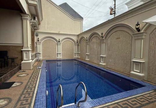 Rumah Villa Mewah Mediteran dekat Tugu Jogja