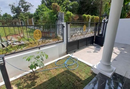 Rumah Baru Putih Limasan Modern Utara Pasar Godean