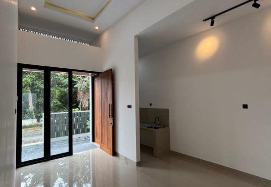 Rumah Cantik Japandi Modern Dekat Masjid Agung dan Perkantoran Pemda Bantul