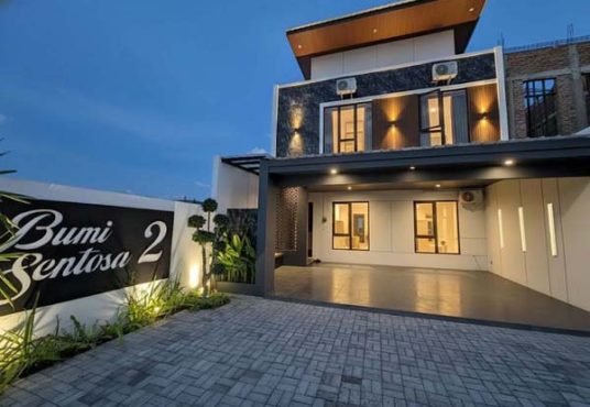 Bumi Sentosa 2 – Dijual Rumah 2 Lantai Baru Full Furnished Dekat SD Model