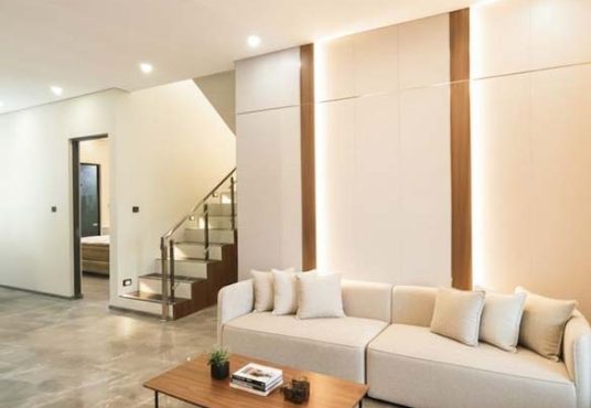 Bumi Sentosa 2 - Dijual Rumah 2 Lantai Baru Full Furnished Dekat SD Model