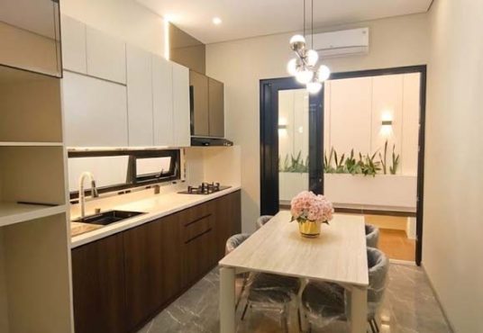 Bumi Sentosa 2 - Dijual Rumah 2 Lantai Baru Full Furnished Dekat SD Model