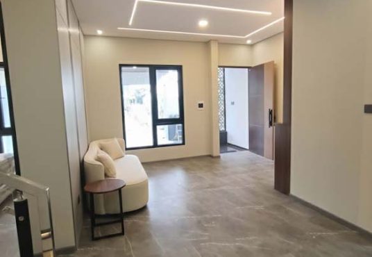 Bumi Sentosa 2 - Dijual Rumah 2 Lantai Baru Full Furnished Dekat SD Model