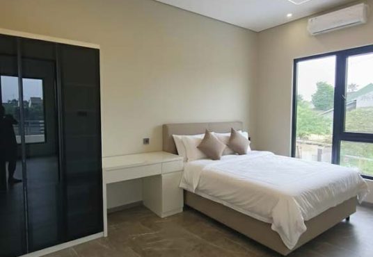 Bumi Sentosa 2 - Dijual Rumah 2 Lantai Baru Full Furnished Dekat SD Model