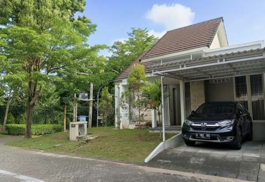 DIJUAL RUMAH MEWAH TANAH LUAS SIAP HUNI POJOK Perumahan Elite Citra Grand Mutiara