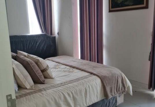 DIJUAL RUMAH MEWAH TANAH LUAS SIAP HUNI POJOK Perumahan Elite Citra Grand Mutiara