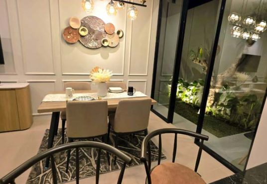 Rumah Cantik Eksotik Full Furnished Dalam Cluster 4 Unit Jalan Kaliurang Km 10 Dekat UII dan UGM