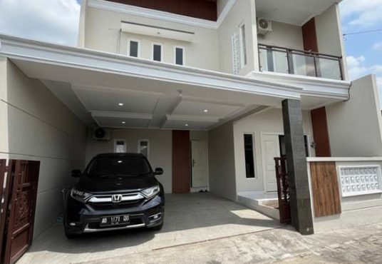 Rumah Baru 2 Lantai Modern Kualitas Premium Kadirojo Purwomartani