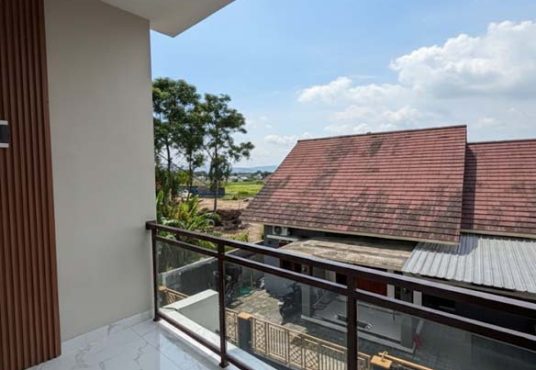 Rumah Baru 2 Lantai Modern Kualitas Premium Kadirojo Purwomartani