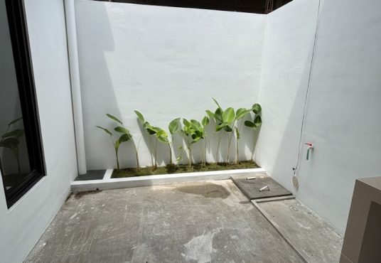 Rumah Cantik Limasan Modern Dekat Pusat Industri Gerabah Kasongan