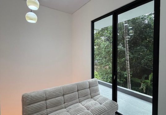 RUMAH MEWAH 2 LANTAI FURNISHED MURAH DI PONDOK INDAH RESIDENCE JAKAL KM 13