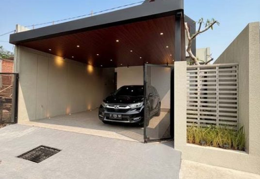 Rumah Mewah Baru Full Furnished Tanah Luas Dekat Exit Tol Purwomartani Kalasan