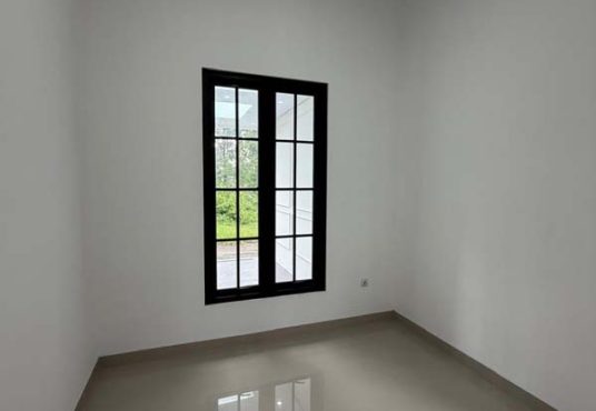 Rumah Mewah klasik modern dekat UII Jakal