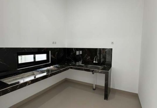 Rumah Mewah klasik modern dekat UII Jakal