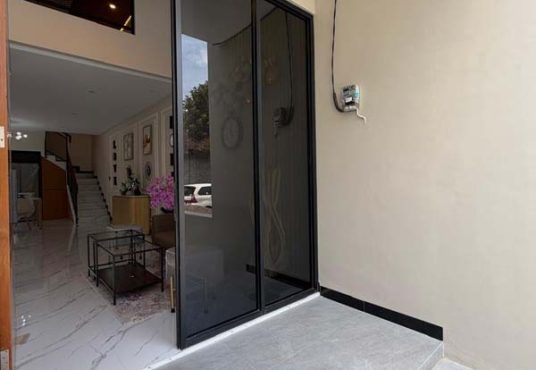 RUMAH SCANDINAVIAN CANTIK 2 LANTAI FULL FURNISHED Wedomartani Sleman