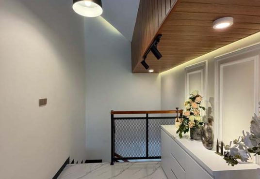 RUMAH SCANDINAVIAN CANTIK 2 LANTAI FULL FURNISHED Wedomartani Sleman