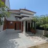 DISEWAKAN RUMAH dengan Fasilitas VILLA dekat Jombor