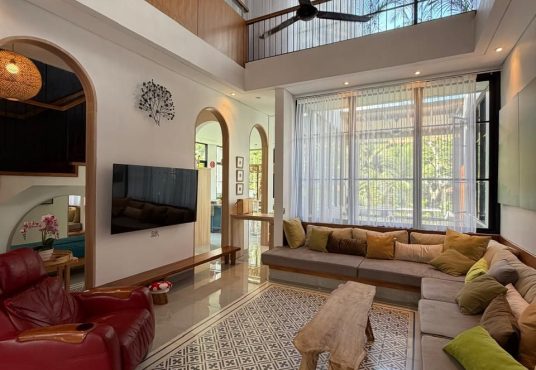 VILLA MEWAH VIEW MERAPI 2 LANTAI FULLY FURNISHED PRIVATE RESORT LIVING DI KALIURANG KM 13.5 DEKAT UII