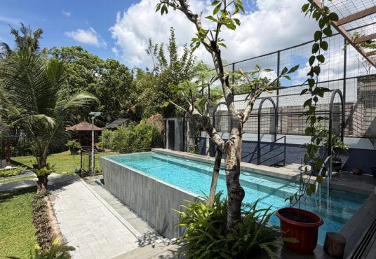 VILLA MEWAH VIEW MERAPI 2 LANTAI FULLY FURNISHED PRIVATE RESORT LIVING DI KALIURANG KM 13.5 DEKAT UII