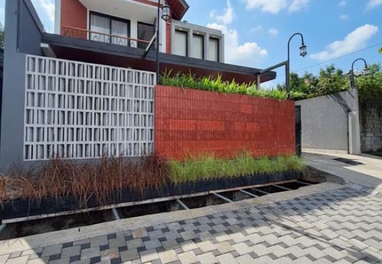 Rumah Mewah + 3 Villa Private Pool di Palagan — Hunian & Investasi Elite