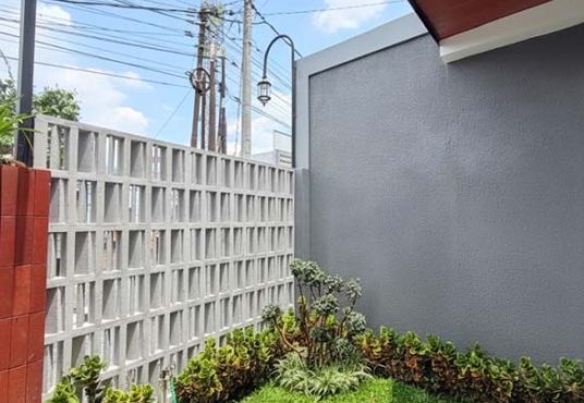 Rumah Mewah + 3 Villa Private Pool di Palagan — Hunian & Investasi Elite