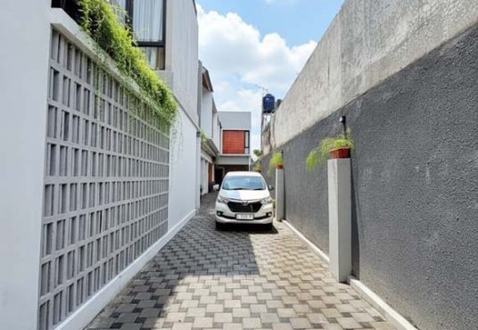 Rumah Mewah + 3 Villa Private Pool di Palagan — Hunian & Investasi Elite