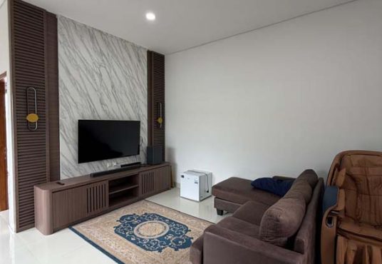 Rumah Mewah + 3 Villa Private Pool di Palagan — Hunian & Investasi Elite