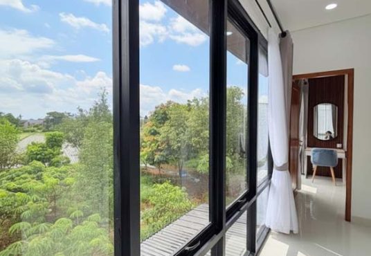 Rumah Mewah + 3 Villa Private Pool di Palagan — Hunian & Investasi Elite