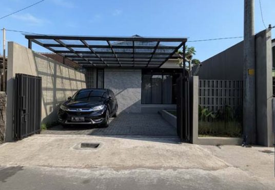 Rumah Design Mewah Tanah Luas Full Furnished di Purwomartani Kalasan