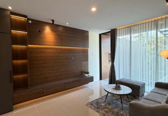 Rumah Design Mewah Tanah Luas Full Furnished di Purwomartani Kalasan