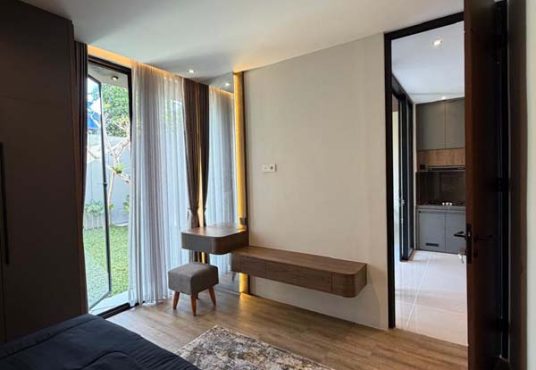Rumah Design Mewah Tanah Luas Full Furnished di Purwomartani Kalasan