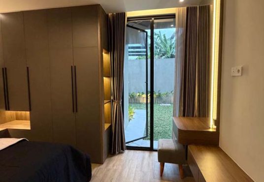 Rumah Design Mewah Tanah Luas Full Furnished di Purwomartani Kalasan